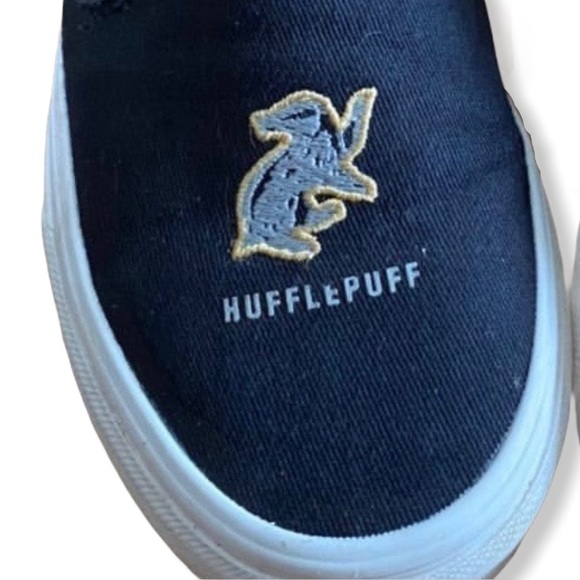 Harry Potter Hufflepuff Vans - Picture 5 of 8